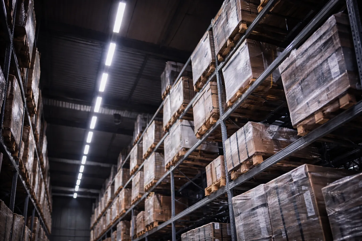 Nettoyage entrepôt logistique Vitrolles ZI Estroublans